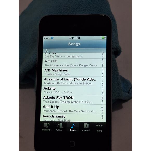 Apple iPod Touch 4th Gen 32GB A1367 Black Tested Works Great- Mint Screen! - Picture 10 of 10